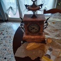 Orologio da camino in marmo rosa