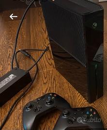 xbox one 1tb con 2 controller