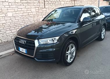 AUDI Q5 quattro 2019 cerchi da 19