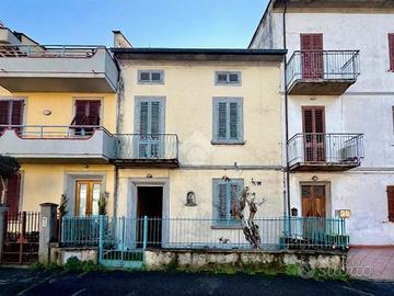 CASA INDIPENDENTE A PRATO