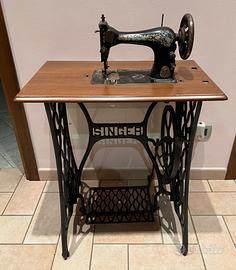 Macchina da cucire Singer anno 1903
