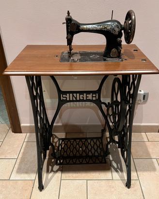 Macchina da cucire Singer anno 1903