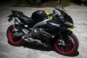 Aprilia rs 660 2025