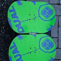 Dual edge snowboard