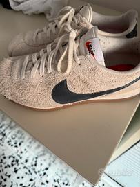 Sneakers  nike suede
