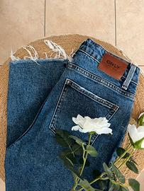 Jeans a vita alra donna