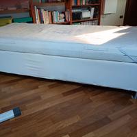 Letto contenitore con materasso