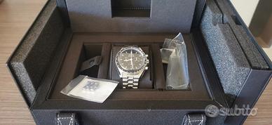 Chrono Omega Moonwatch 002 2024 doppio zaffiro NOS