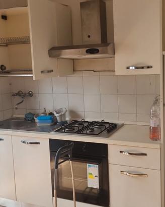 In blocco arredamento seminuovo