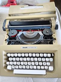 macchina da scrivere Olivetti lettera 25