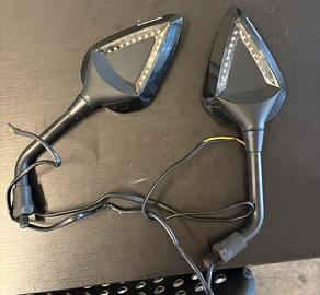 Specchietti led Barracuda