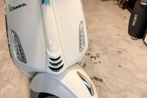 vespa 50 primavera  2025