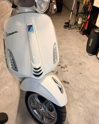 vespa 50 primavera  2025