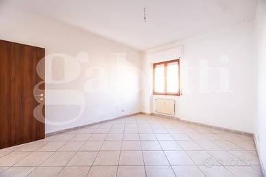 Pirri C/O Riva Villasanta 2º piano 75 mq P.Auto