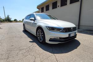 VW Passat B8 2.0 TDI 190cv DSG R-Line Full LED