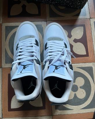 JORDAN 4 BIANCHE NERE