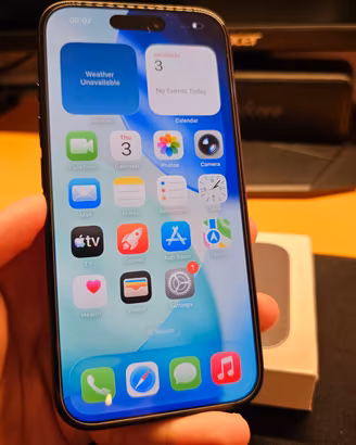 iPhone 16