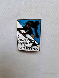 Distintivo vintage  Cortina