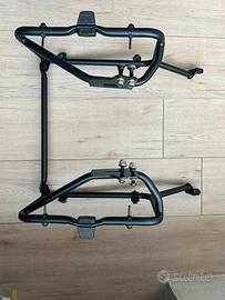 Telai laterali Givi per v7 850