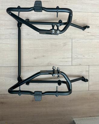 Telai laterali Givi per v7 850