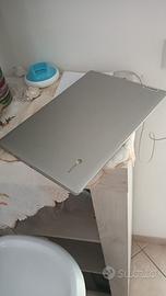 Chromebook in buone condizioni – pronto all’uso!