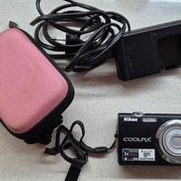 macchina fotografica Nikon coolpix S230