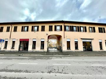 4 LOCALI A MONZA