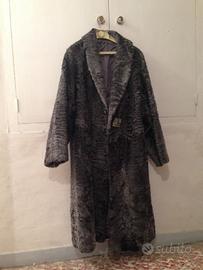 Pelliccia astrakan swuakara