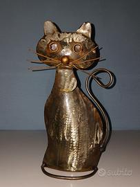 gatto realizzato in metallo saldato 