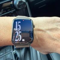 Apple Watch Series 7 45mm Oro