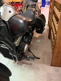 Shadow 750