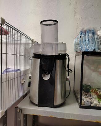 Centrifuga per frutta e verdura della Bomann