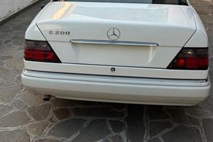 Mercedes E200 benzina