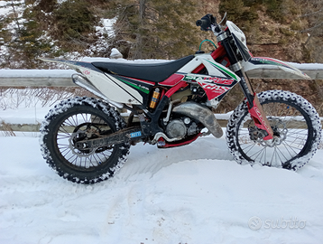 Gas gas ec 125 six days