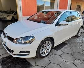 VW GOLF 1.6 TDI 110 CV DSG 5P Executive NAVI