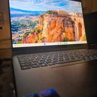 Lenovo Yoga 7 2-in-1 i7 258V 32GB 1TB OLED 16”