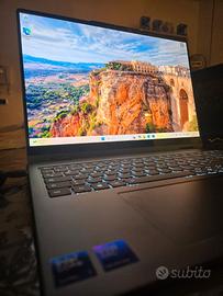 Lenovo Yoga 7 2-in-1 i7 258V 32GB 1TB OLED 16”