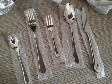 Servizio posate 12 persone Nuovo