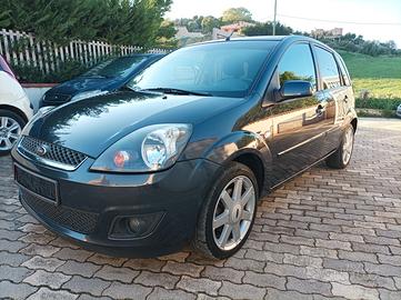 Ford Fiesta 1.4 TDCi 5p. Titanium