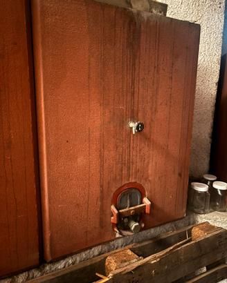 Botti in ghisa per il vino
