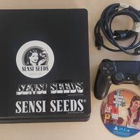 PlayStation 4 Slim 1TB con controller, cavi e gta5