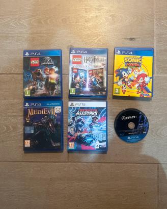 GIOCHI PS4+ UN GIOCO PS5