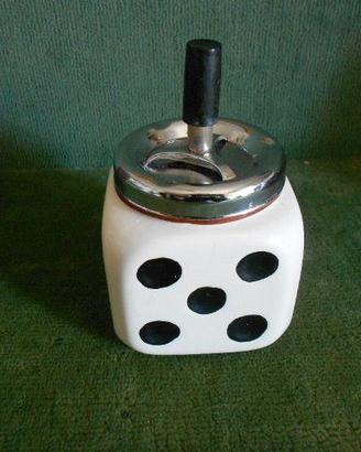 posacenere ceramica dado vintage