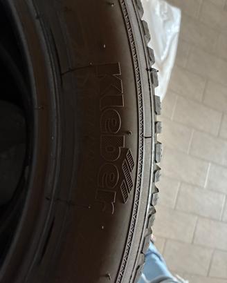 4 gomme invernali