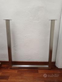 Gambe per tavolo a forma di U in acciaio