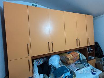 Cucina, cameretta a ponte e mobile soggiorno