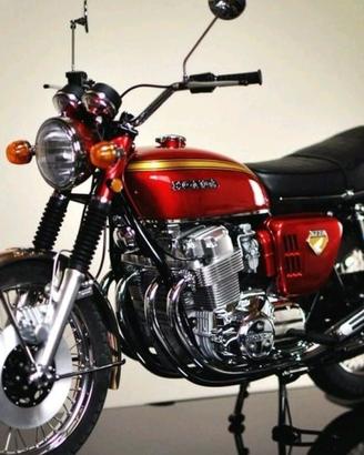 Modellino moto Honda scala 1:4