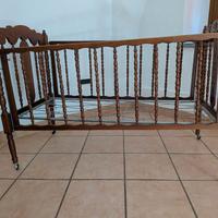 lettino in legno artigianato 