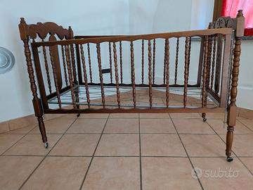 lettino in legno artigianato 