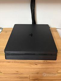 Playstation 4 slim